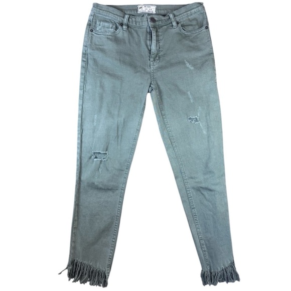 Free People Distressed Green Cropped Jeans with Frayed Hem - Picture 7 of 15